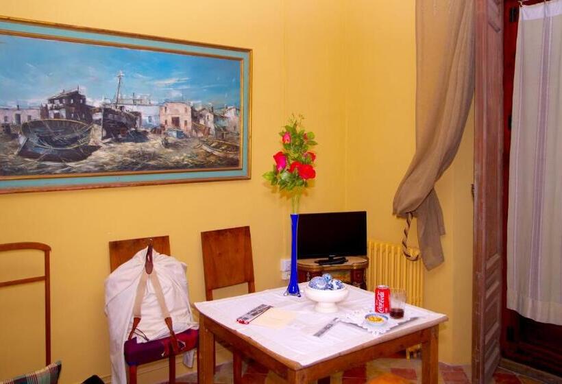 هاستل Olmitos 3, Casa Palacio Real Piedad