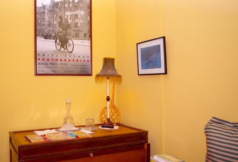 هاستل Olmitos 3, Casa Palacio Real Piedad