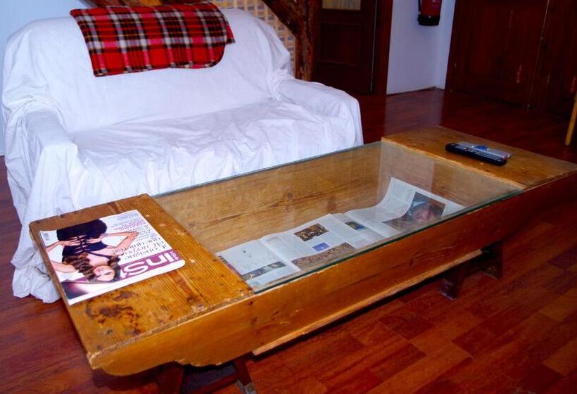 هاستل Olmitos 3, Casa Palacio Real Piedad