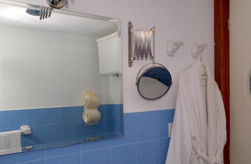 هاستل Olmitos 3, Casa Palacio Real Piedad