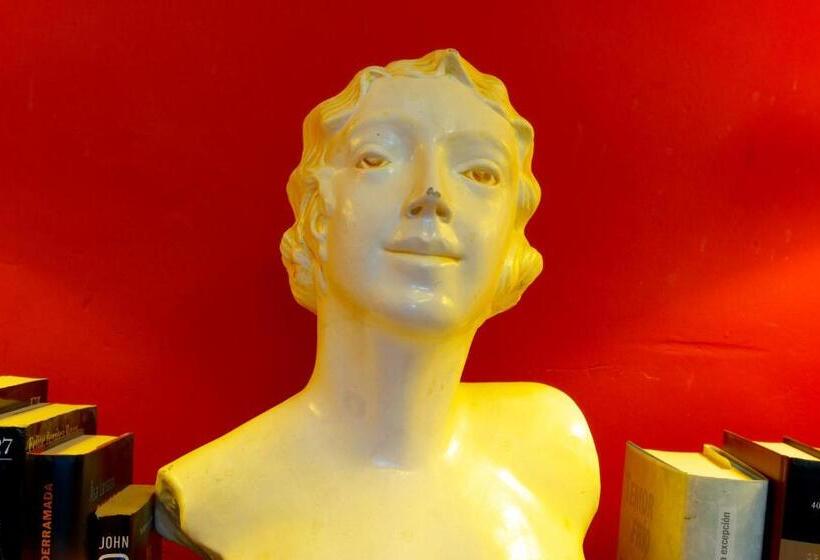 هاستل Olmitos 3, Casa Palacio Real Piedad