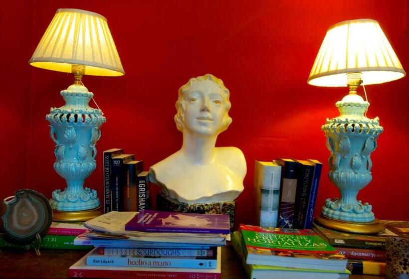 هاستل Olmitos 3, Casa Palacio Real Piedad