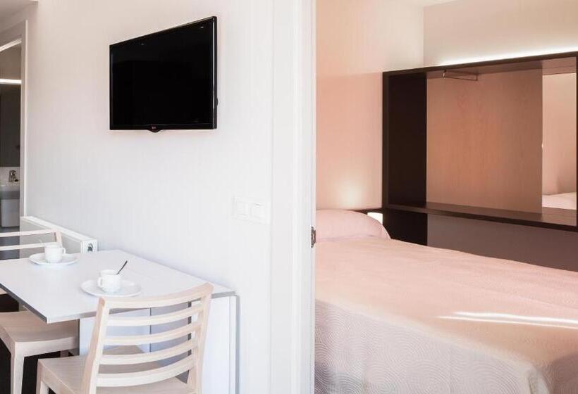 Apartaments I Habitacions Can Morera Olot