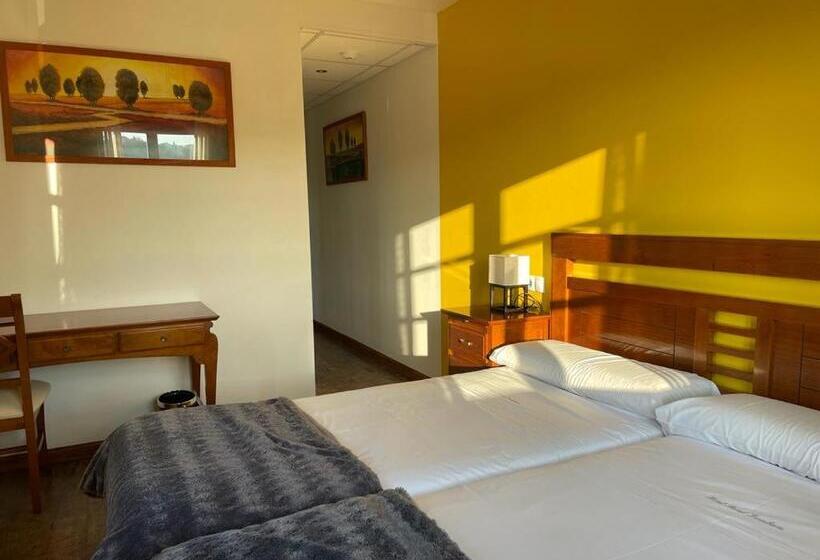 בית מלון כפרי Rural Foncubierta