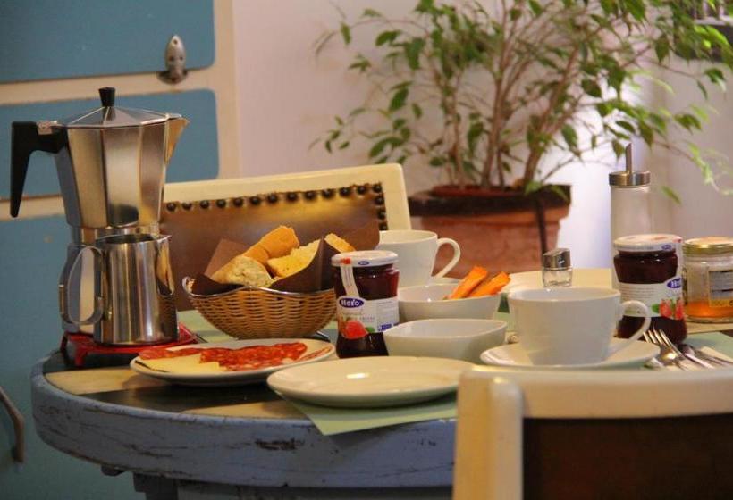 Las Coles Apartasuites