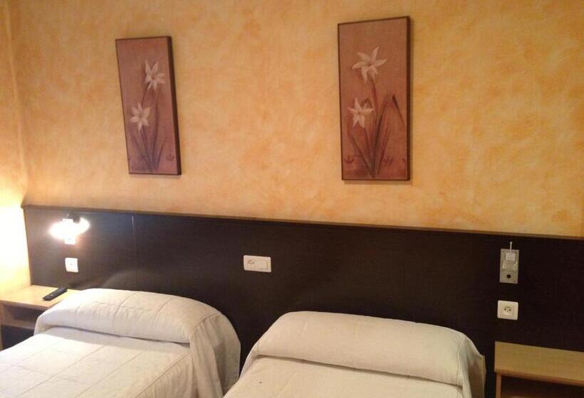 פנסיון Alojamientos Río Cares