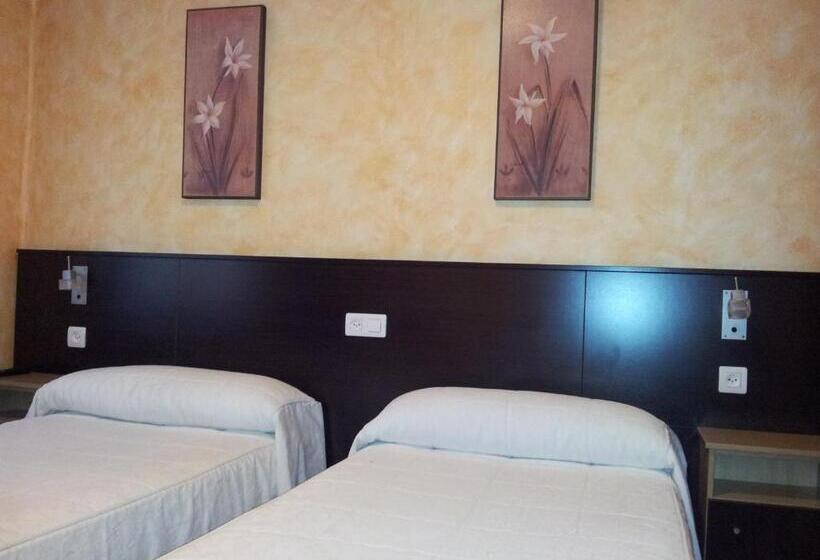 פנסיון Alojamientos Río Cares