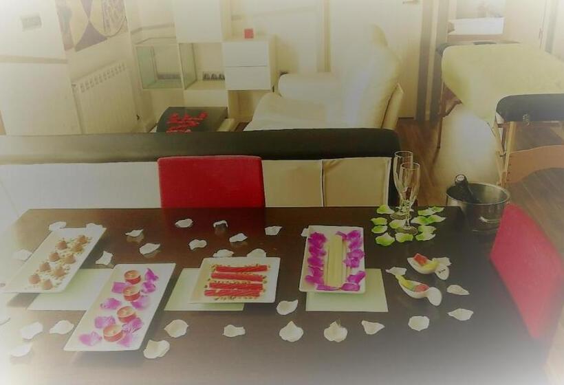 Пансион Anahuaska Art Suites Temáticas