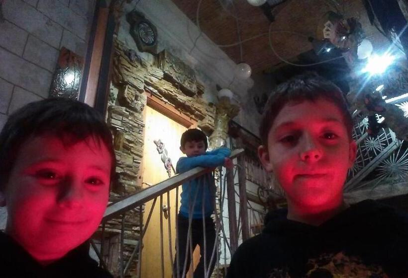 Пансион Anahuaska Art Suites Temáticas