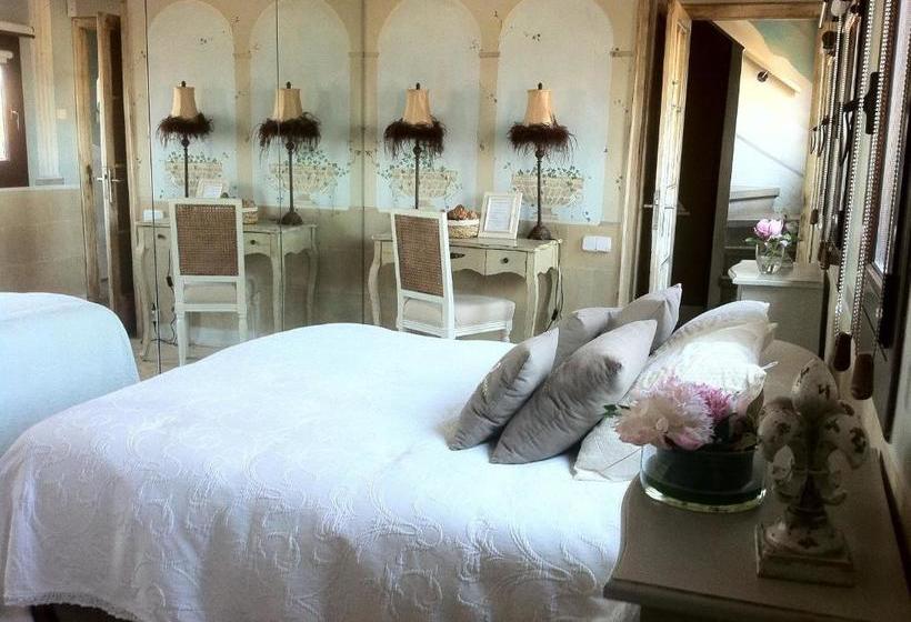 بنسيون Boutique Hotel Davallada- Adults Only