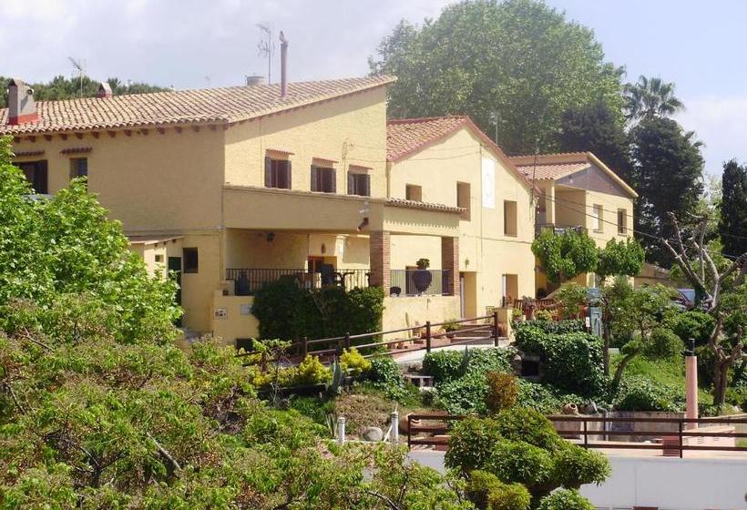بنسيون Camping Masnou