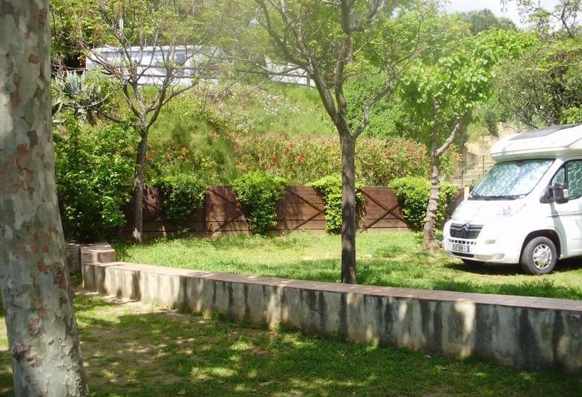 بنسيون Camping Masnou