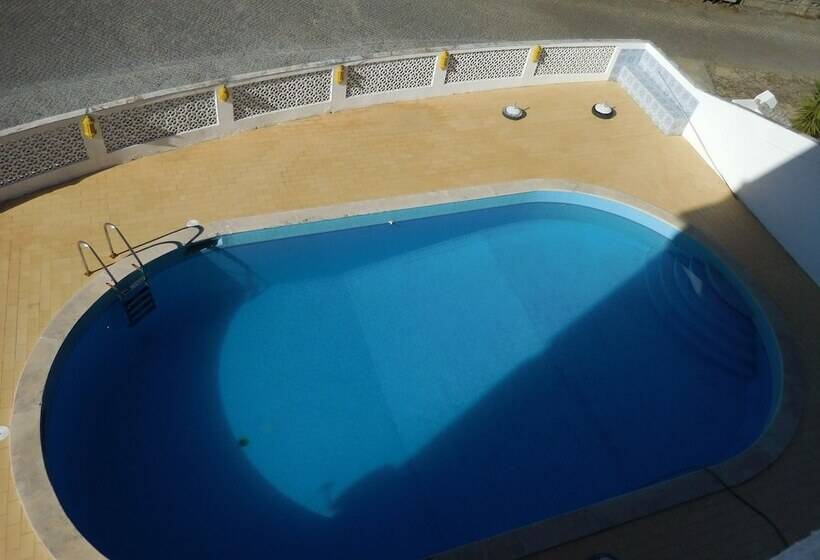 膳宿费 Casa De Hóspedes Granifóia