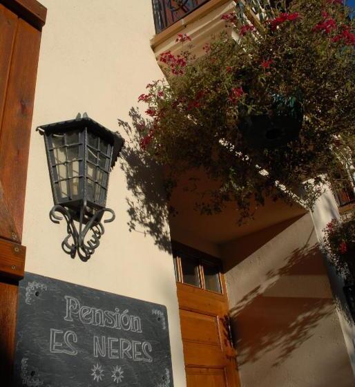 פנסיון Casa Es Neres
