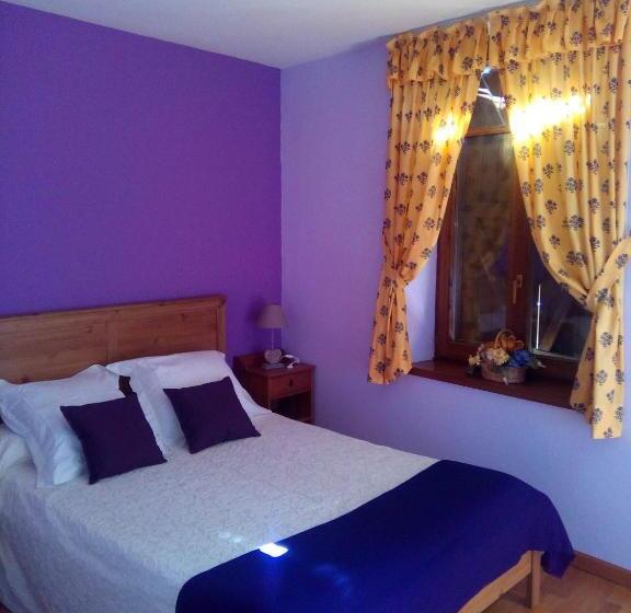 פנסיון Casa Es Neres