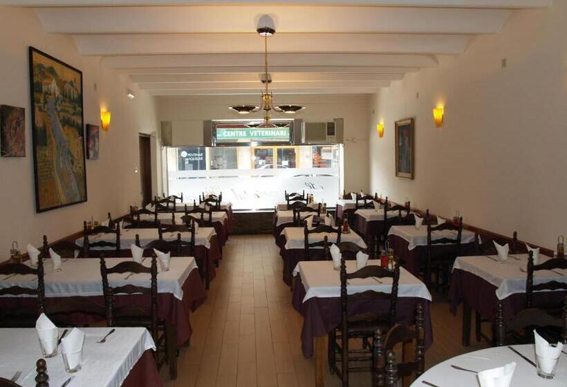 Пансион Hostal Barnes