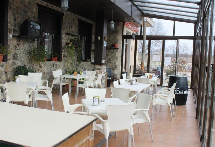 Пансион Hostal Cabañas