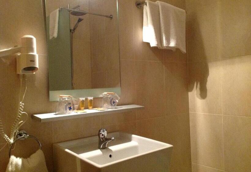 펜션 Hostal Cerezo 2