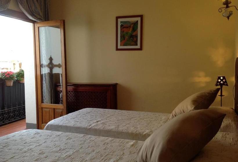 펜션 Hostal Cerezo 2