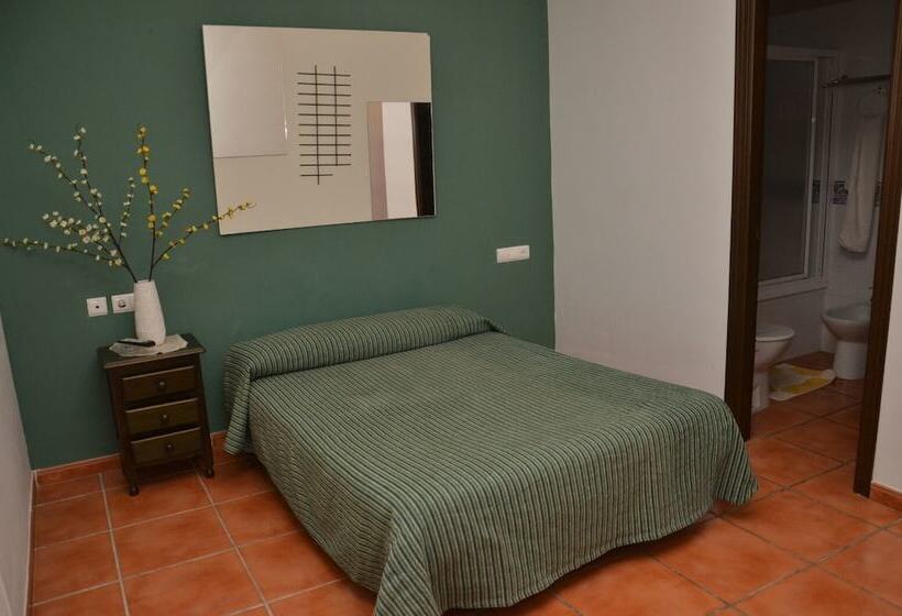 بنسيون Hostal La Dehesa Del Valle Pedroches