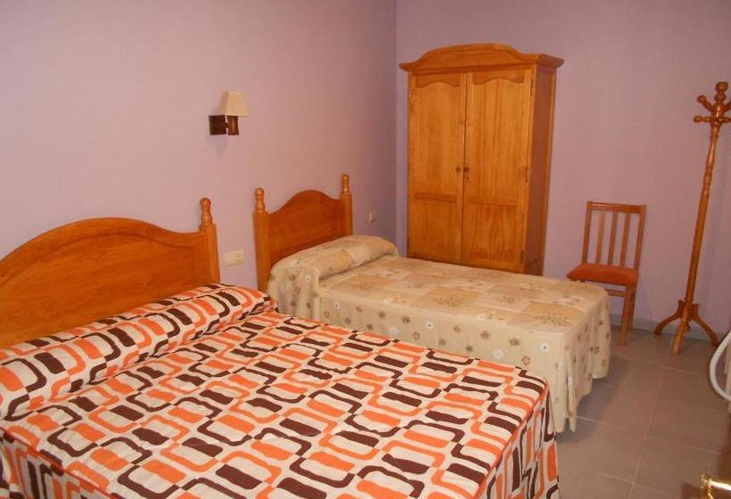 펜션 Hostal Donaire Ii