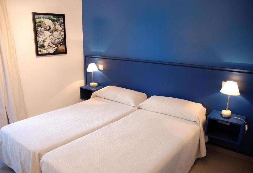 پانسیون Hostal El Cardenillo