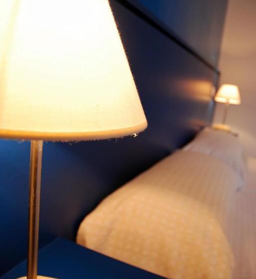 پانسیون Hostal El Cardenillo