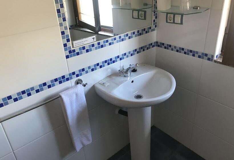 פנסיון Hostal El Horno