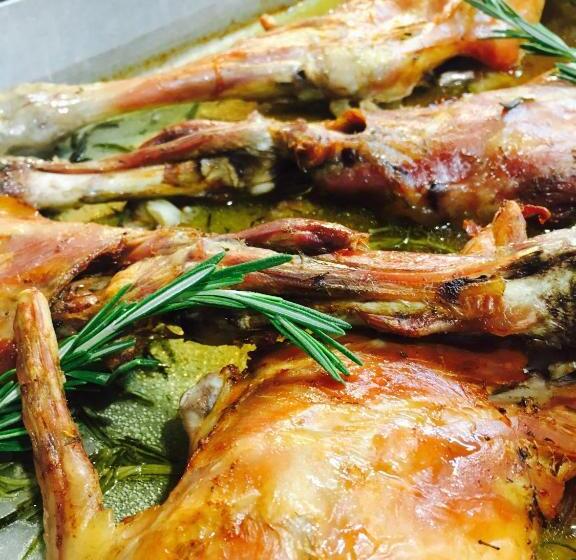 膳宿费 Hostal El Puerto