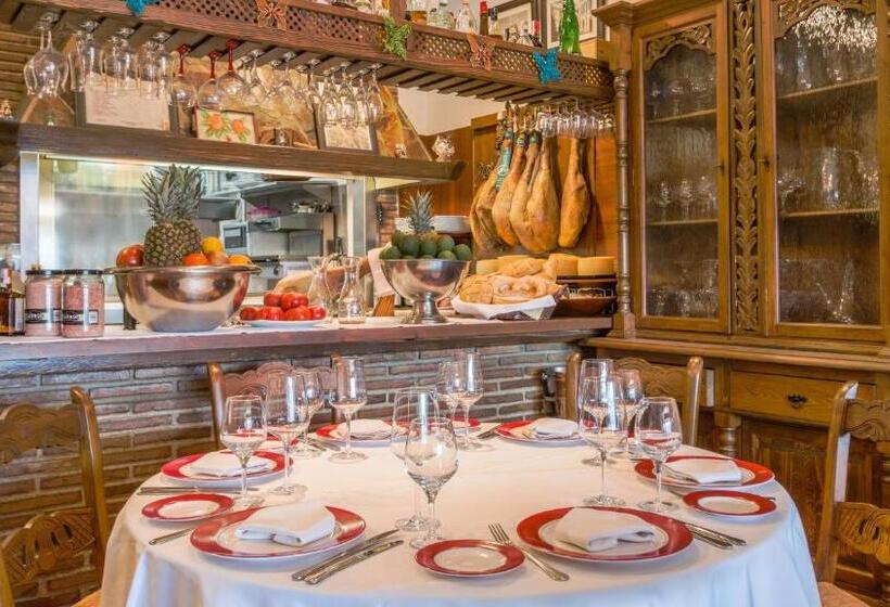 膳宿费 Hostal El Puerto