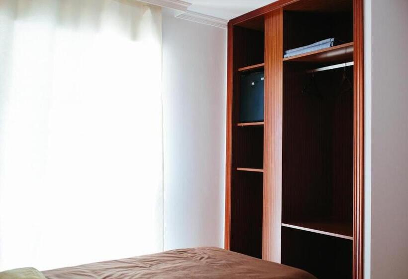 膳宿费 Hostal El Puerto