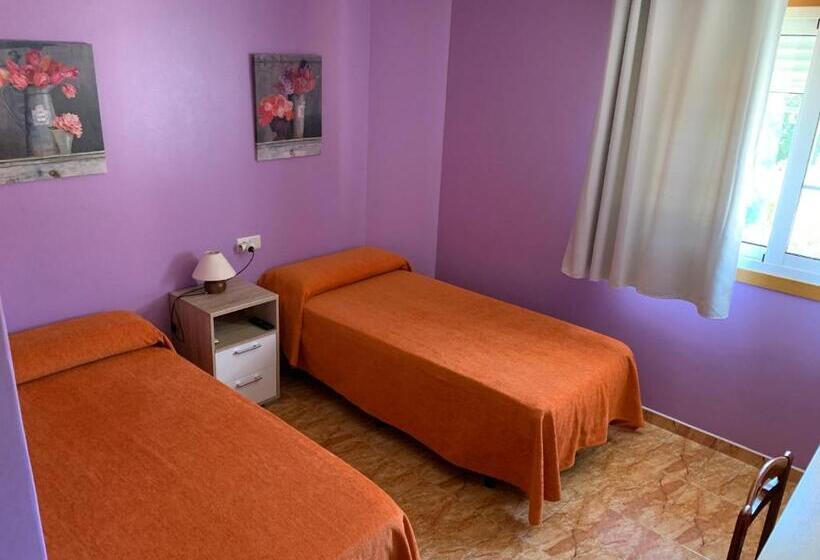 ペンション Hostal Expo