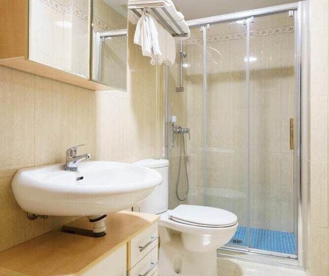 پانسیون Hostal Frasca By Vivere Stays