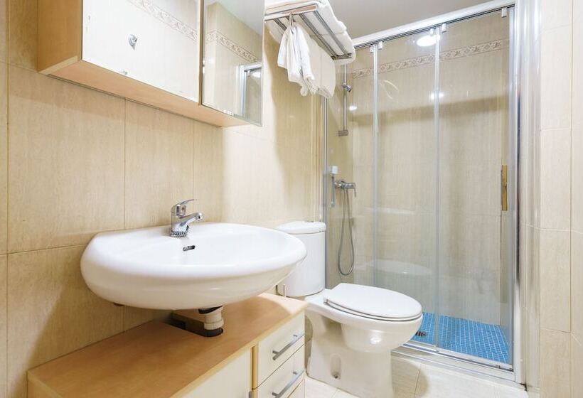 پانسیون Hostal Frasca By Vivere Stays