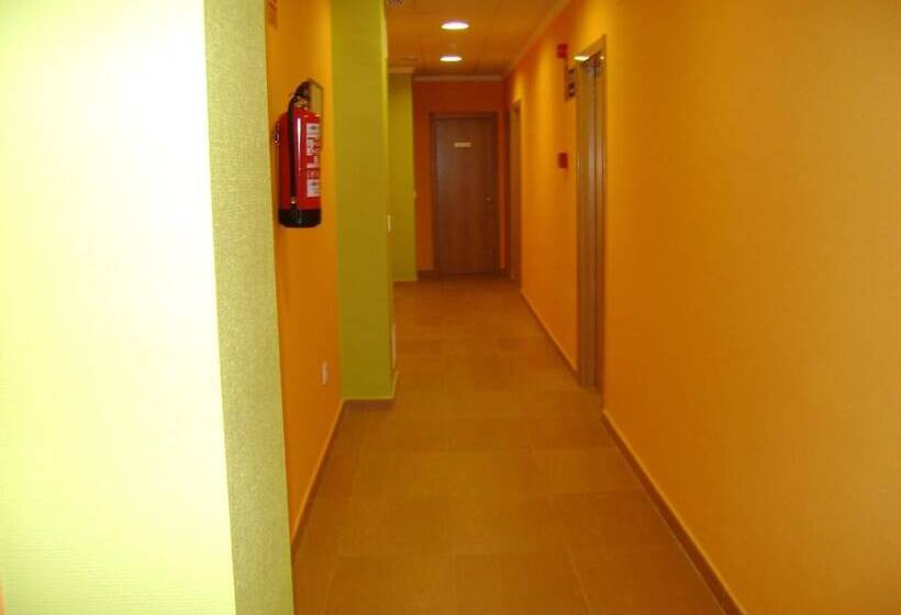 Пансион Hostal Jijones