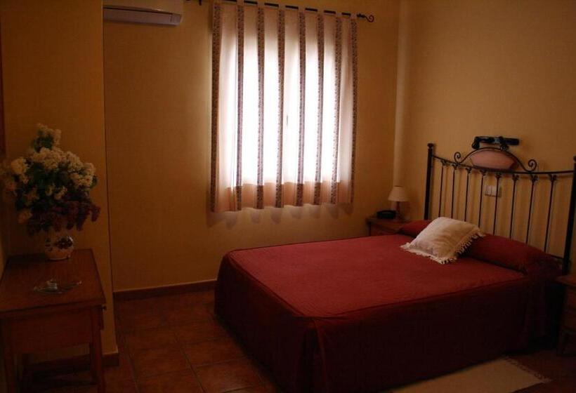 Пансион Hostal La Balquina