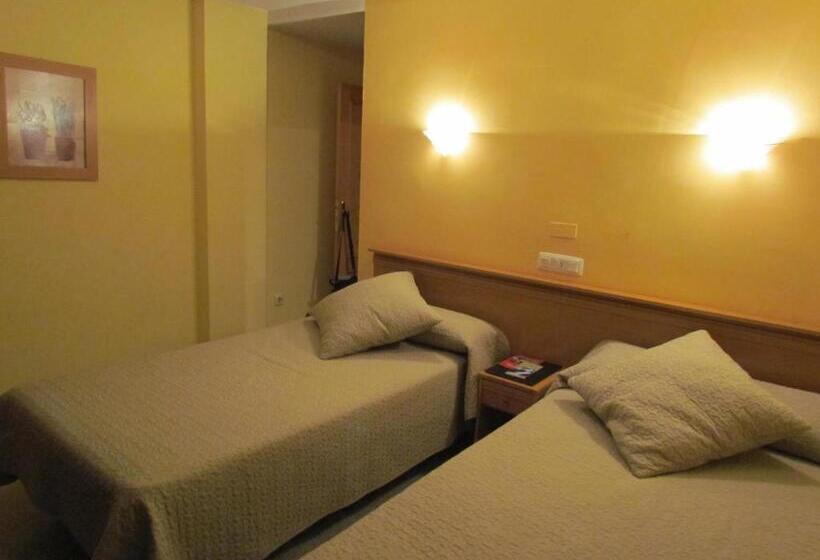 بنسيون Hostal Las Rumbas
