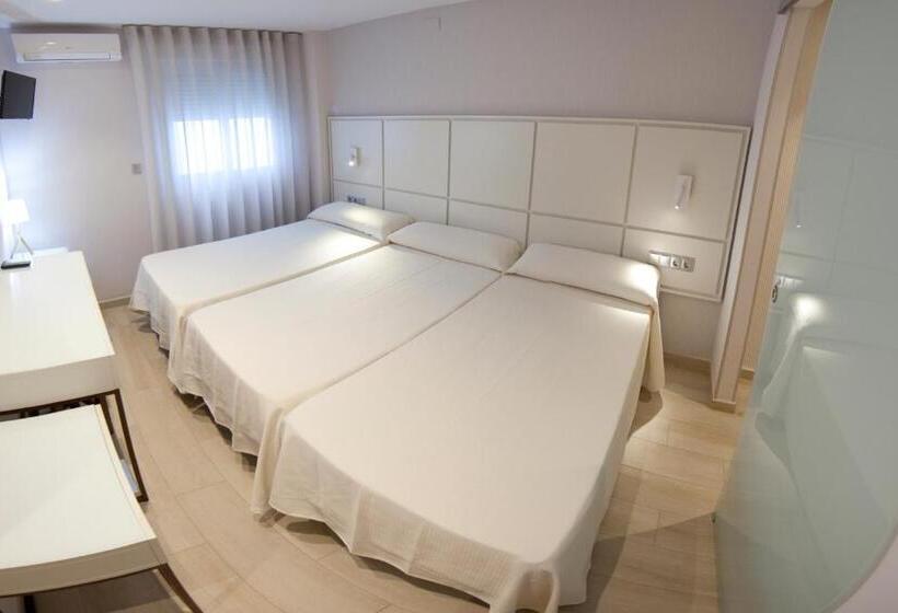 ペンション Hostal Loimar