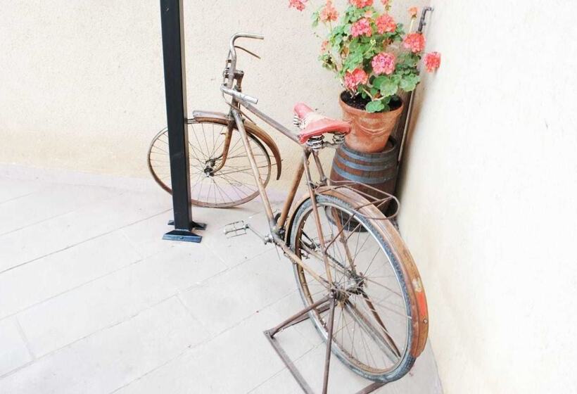 ペンション Hostal Los Oteros