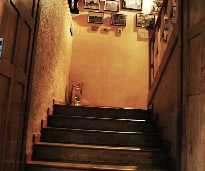 ペンション Hostal Los Oteros