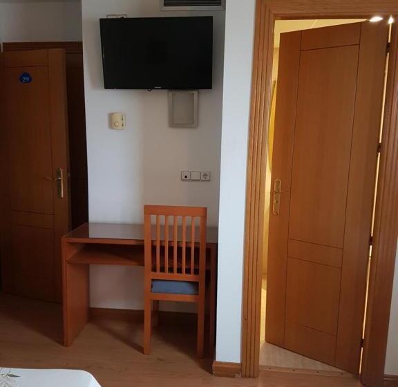 ペンション Hostal Mediterraneo