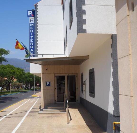 ペンション Hostal Mediterraneo