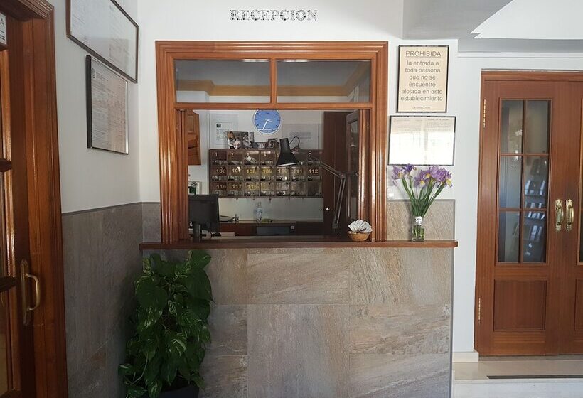 Пансион Hostal Miramar