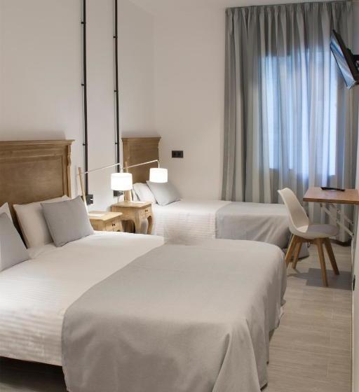 פנסיון Hostal Portofino