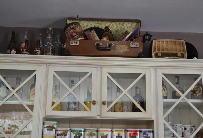 פנסיון Hostal Quevedo