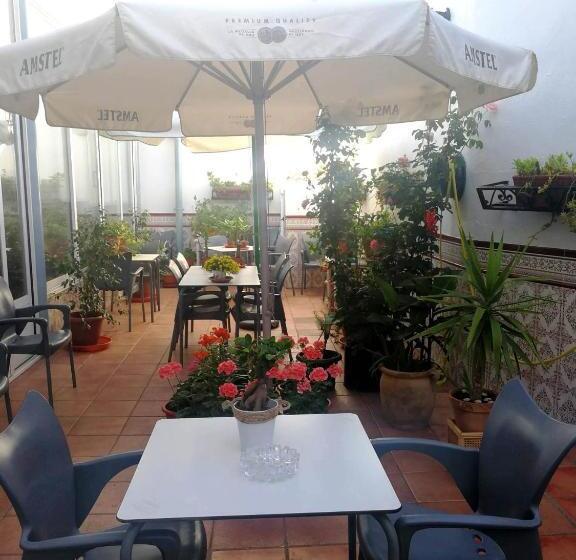 پانسیون Hostal Restaurante Ego's