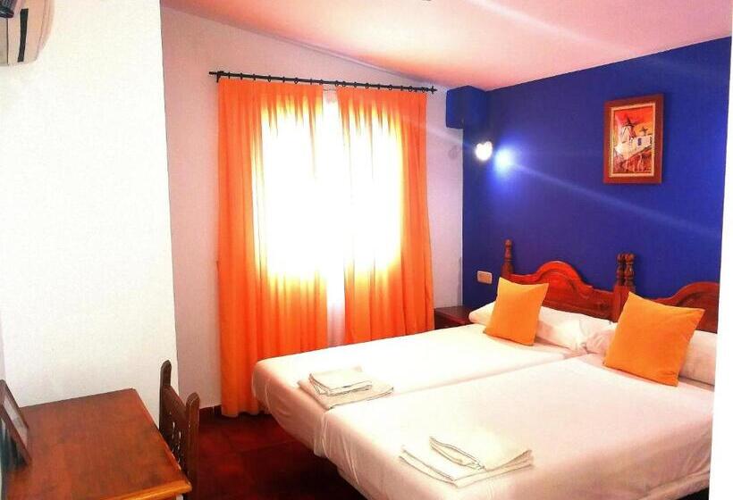 پانسیون Hostal Restaurante Ego's