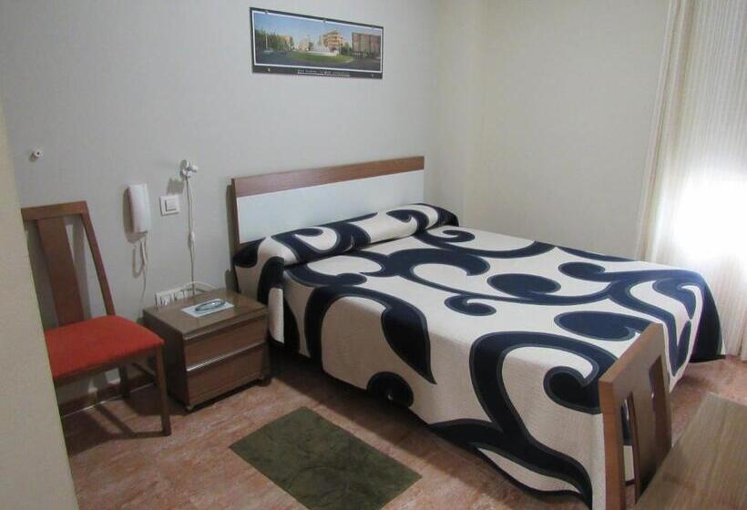 Пансион Hostal Restaurante El Paraíso