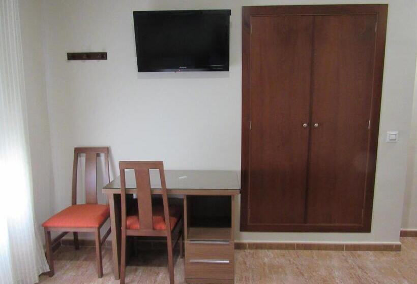 Пансион Hostal Restaurante El Paraíso