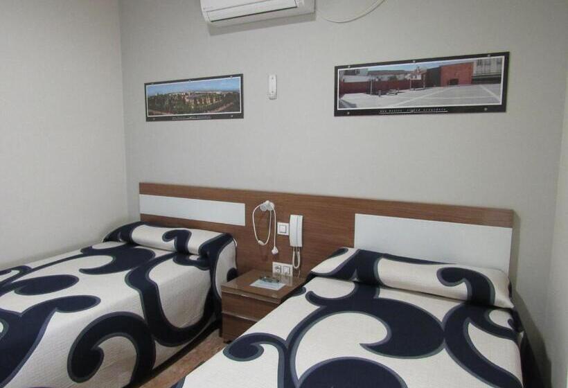 Пансион Hostal Restaurante El Paraíso